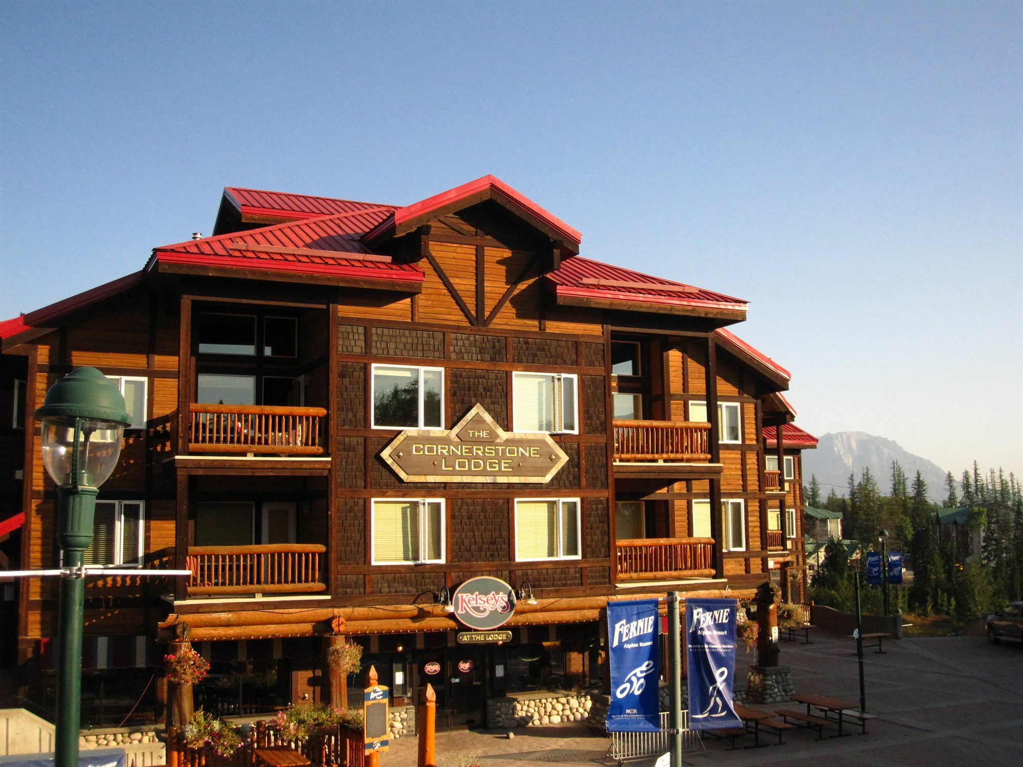 Cornerstone Lodge By Park Vacation Management Fernie Εξωτερικό φωτογραφία